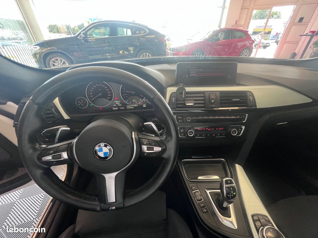 BMW SERIE 3 GRAN TURISMO F34 330d xDrive 258 ch M Sport A. Toit ouvrant / Caméra de recul / Hayon électrique / (image 11)