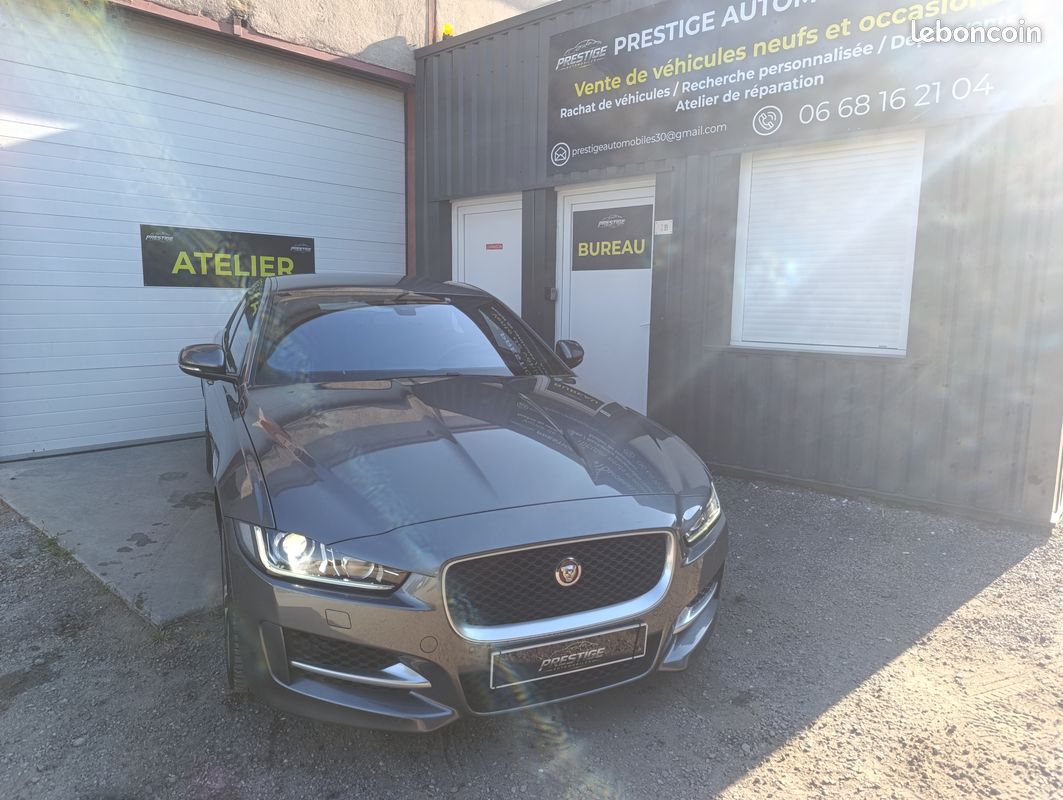 Jaguar xe 2.0d 180 cv r-sport 74000 km garantie 12 mois (image 1)