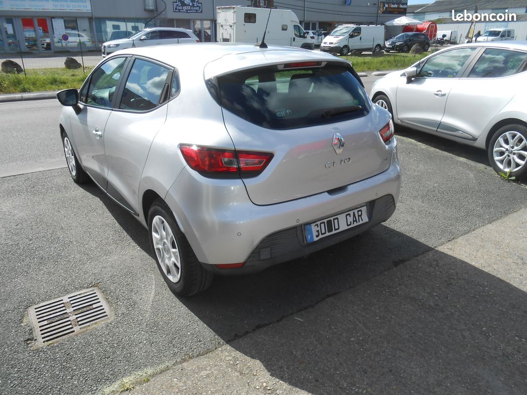 Renaut Clio 4 dci 90 Business 1ère main (image 4)
