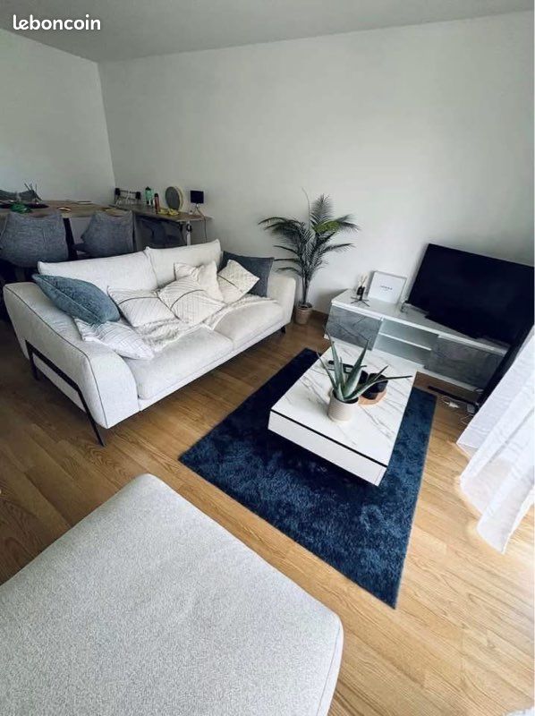 Appartement 2 pièces 50 m² · à Croix · 50 m² · 870 €/mois