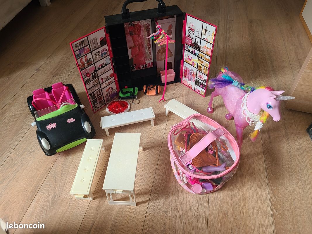 Barbie (image 1)