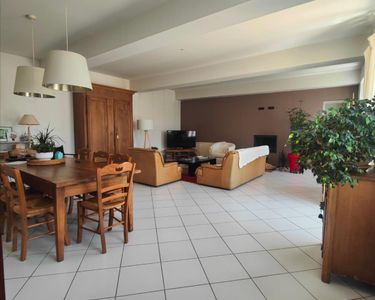 Maison 748 800 € - 198 m²