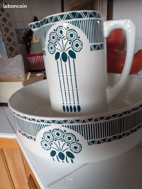 Ensemble de toilette ancien (image 1)