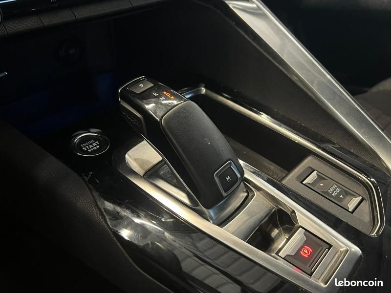 Peugeot 3008 1.2 PureTech 130ch S&S Style EAT8 (image 22)
