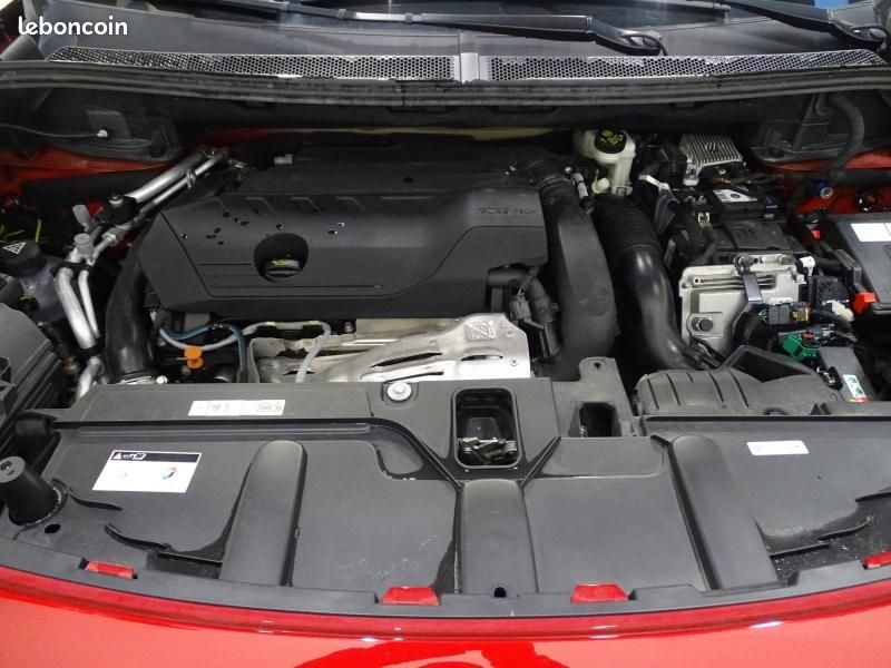 Peugeot 3008 HYBRID 225ch GT Pack e-EAT8 (image 11)