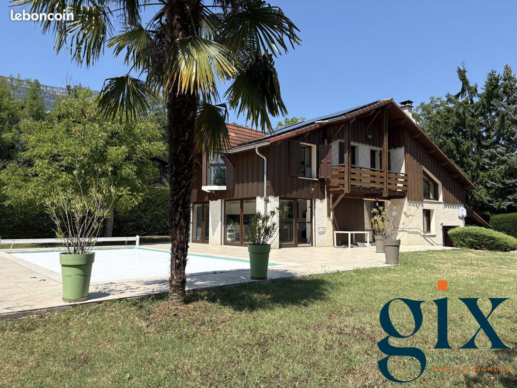 Maison 7 pièces 158 m² · à Saint-Ismier · 158 m² · 795 000 €