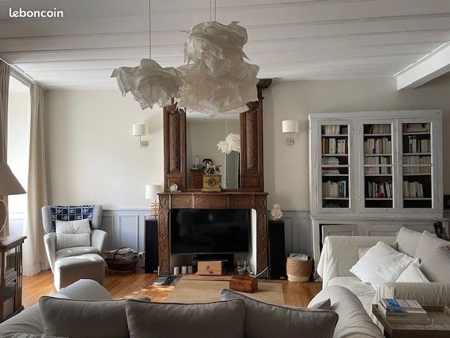 Maison 10 pièces 274 m² · à Brioude · 274 m² · 385 000 €