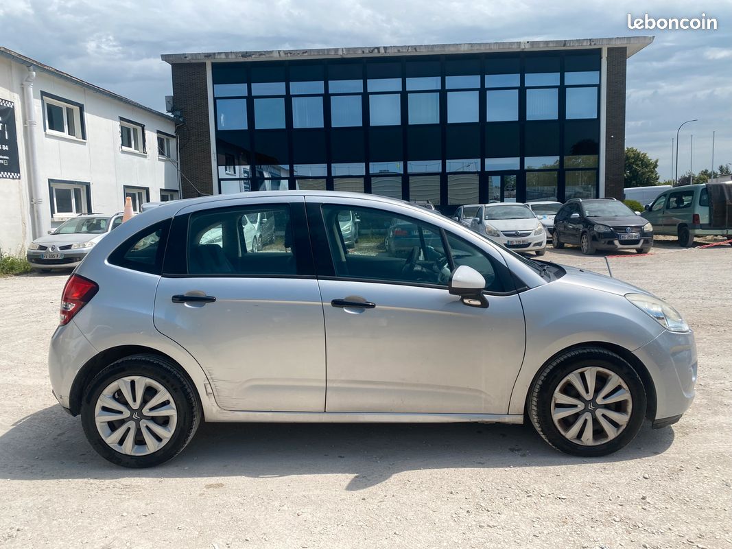🚗 Citroën C3 1.4 HDi – 2013 – 176 550 km – Très bon état – Garantie (image 3)
