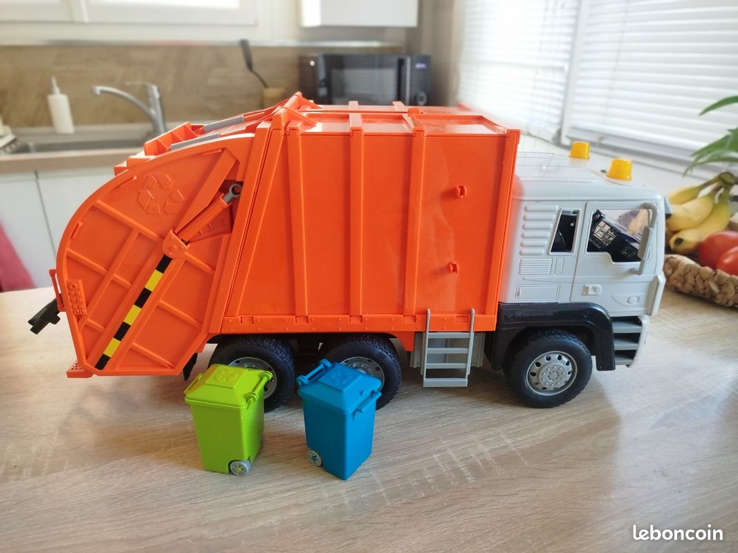 Camion poubelle joouet (image 1)