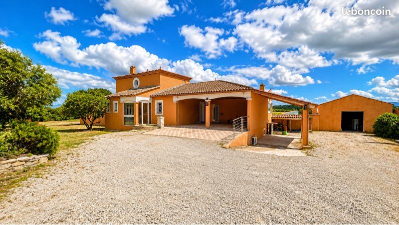 Maison 8 pièces 234 m² · à Olonzac · 234 m² · 449 900 €