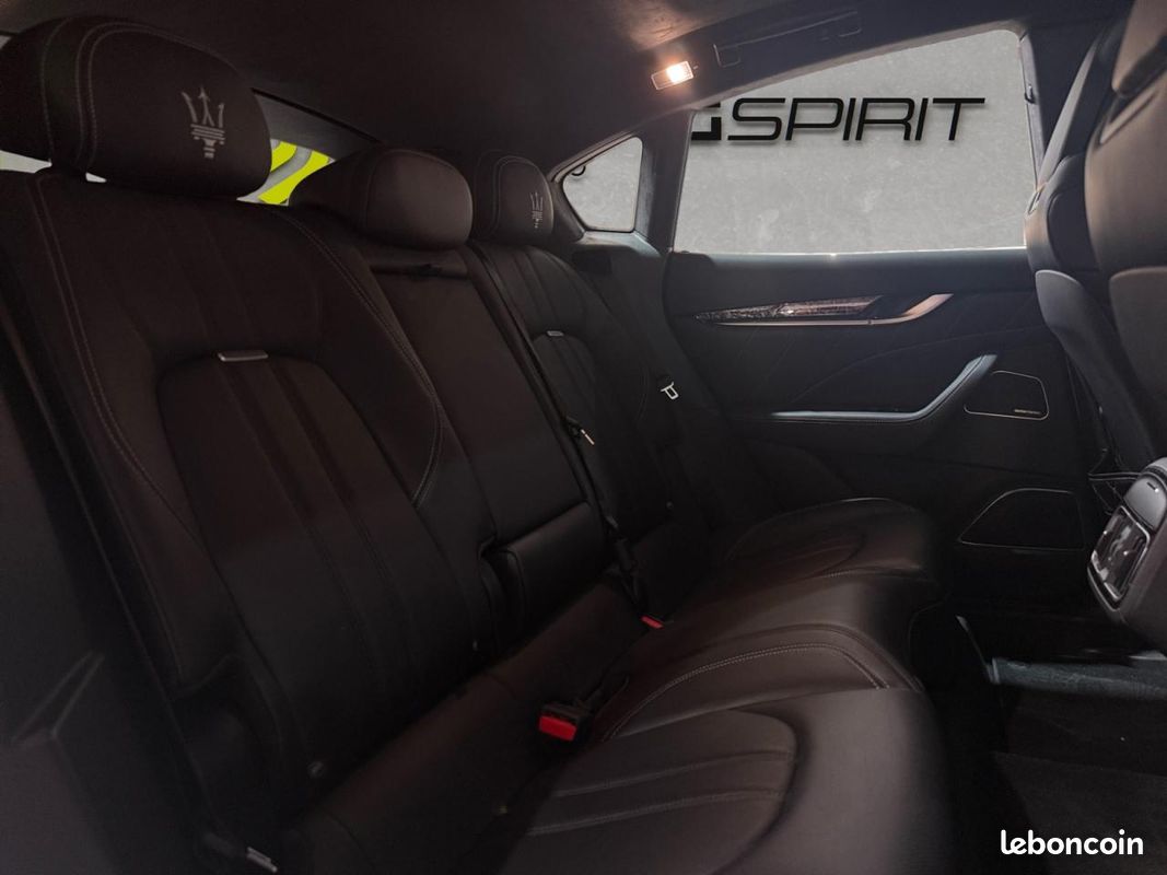 MASERATI LEVANTE 3.0i V6 S&S (Garantie 12 mois) (image 13)