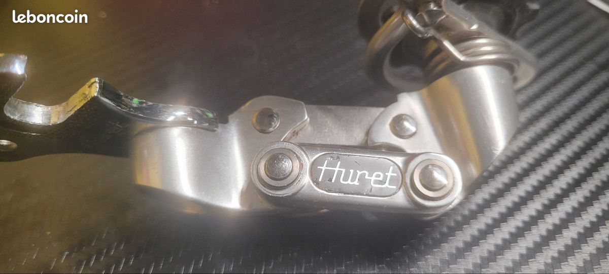 9 vitesses indexées avec dérailleur friction, Cannondale Synapse et Huret Jubilée inside