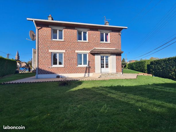 Belle Maison brique individuelle 9 pièces