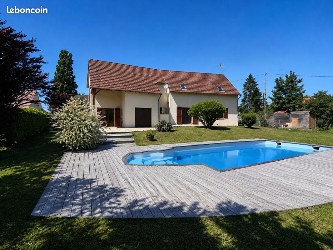 Maison 7 pièces 198 m² · à Châtenois · 198 m² · 340 000 €