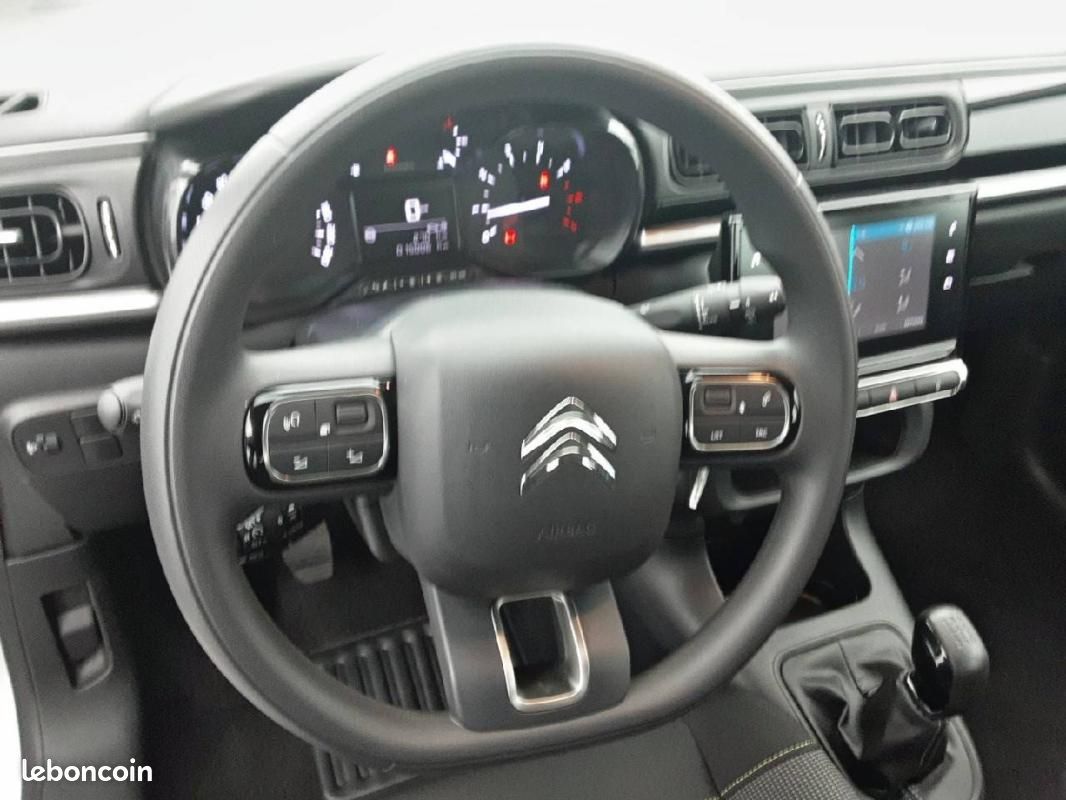 Citroën C3 PureTech 83 ch BVM5 - Plus (image 9)