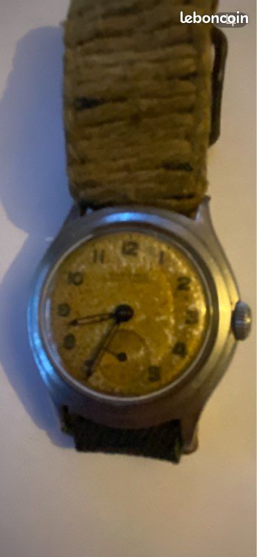 Montre Mécanique Vintage Militaire Des Années 1930 – Mouvement Suisse, Fonctionne (Colin)