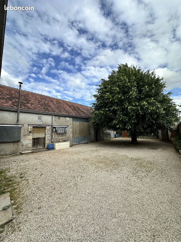 Maison 4 pièces 100 m² · à Fay-aux-Loges · 100 m² · 128 000 €