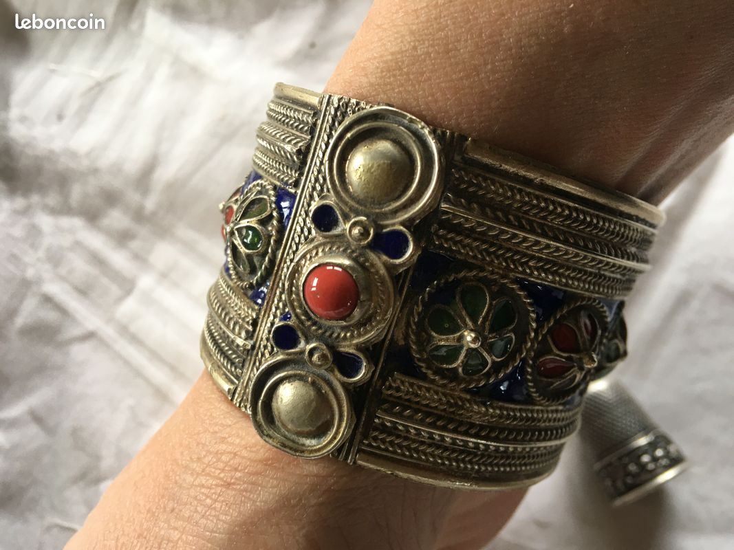 Bracelet Ancien En Métal Argenté Style Ethnique Artisanal - Fermoir Glissière - Occasion Bon état - Mixte