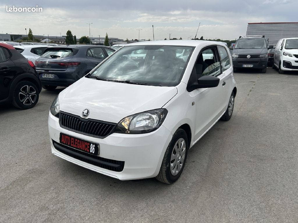 Skoda Citigo 1.0 12v MPI 60 ch Elegance (image 2)