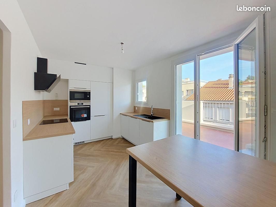 Appartement 4 pièces 101 m² · à Le Puy-en-Velay · 101 m² · 237 000 €