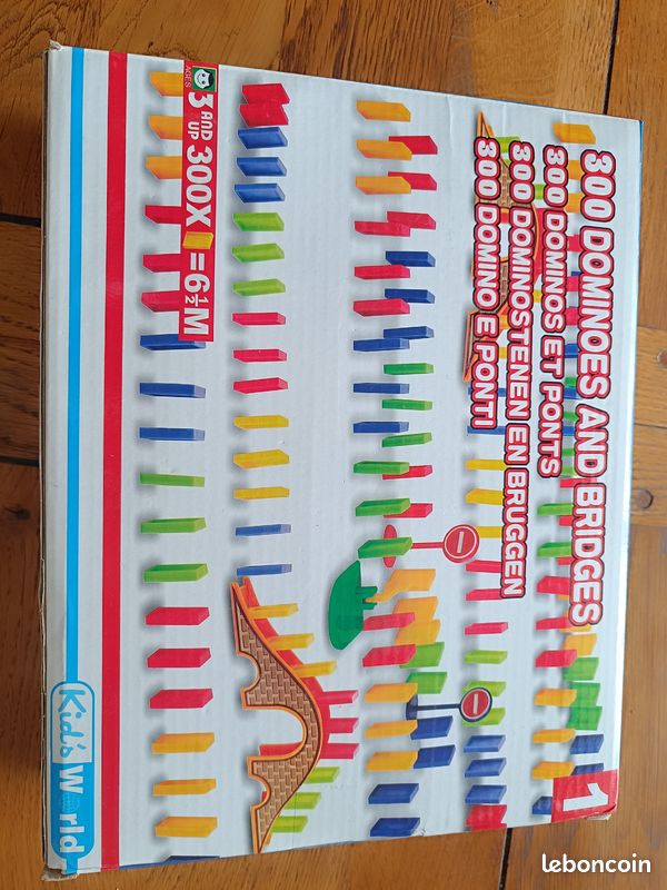 Domino (image 1)