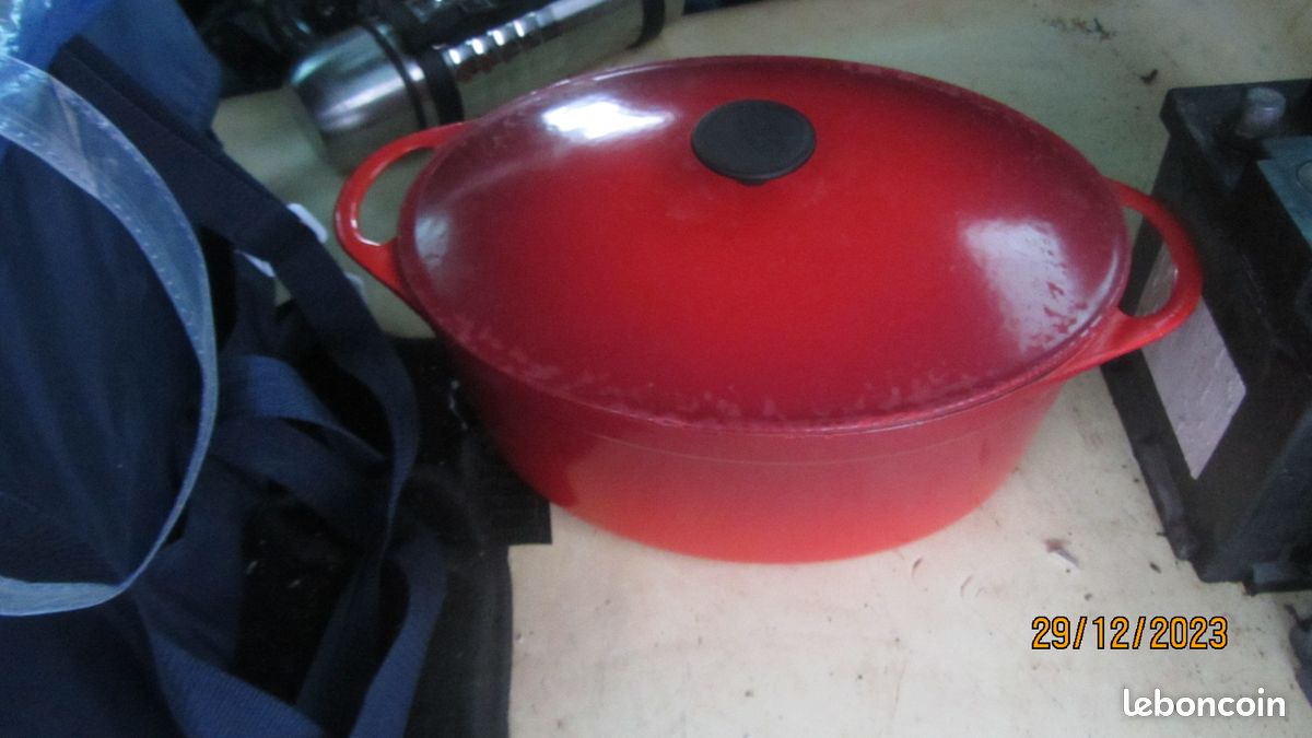 Cocotte en fonte (image 2)