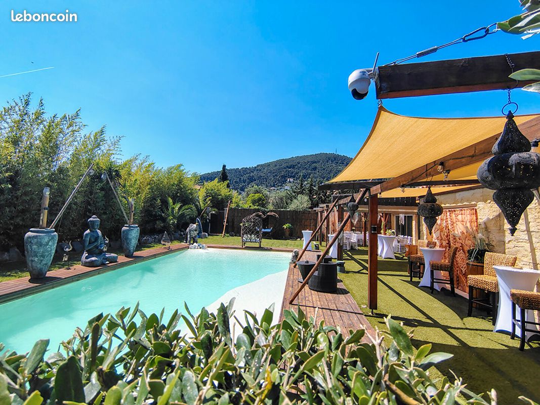 Maison 5 pièces 240 m² · à Solliès-Ville · 240 m² · 963 000 €