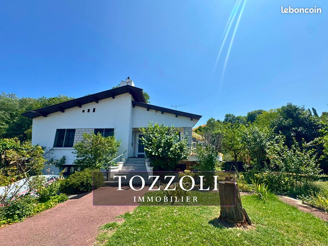 Maison 5 pièces 97 m² · à Saint-Clair-de-la-Tour · 97 m² · 249 000 €