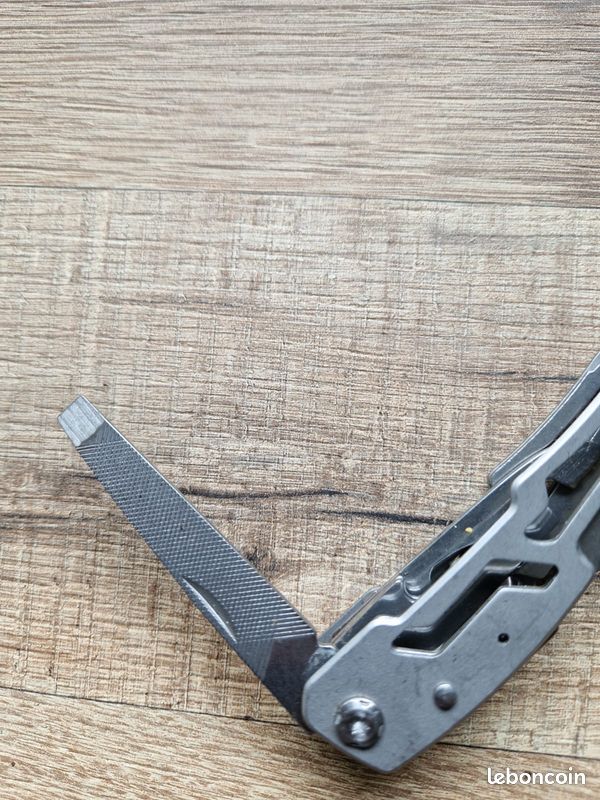 Pince multifonction neuve (image 10)