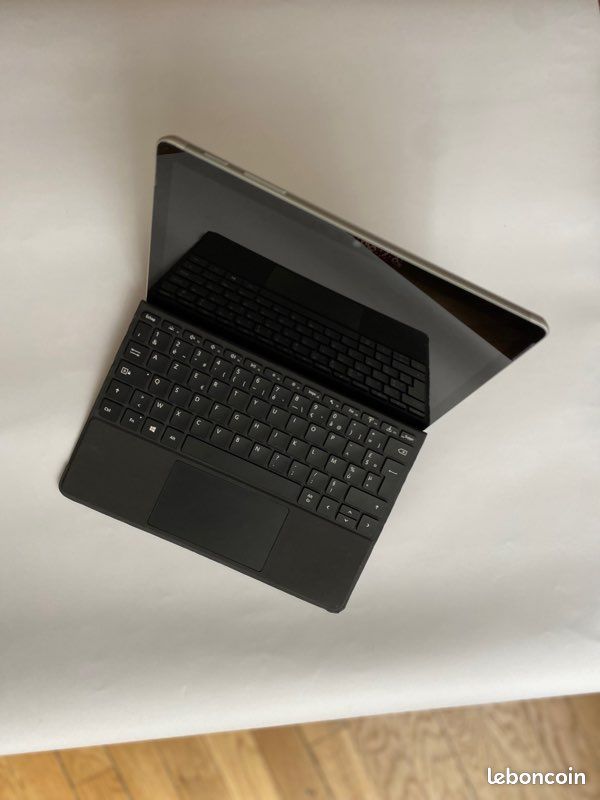 Microsoft Surface Go 2 (image 1)