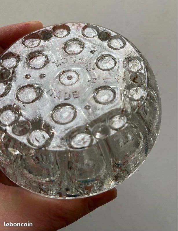 Vase boule en verre Made in France (image 5)