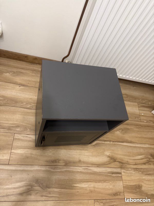 Table de chevet (image 4)