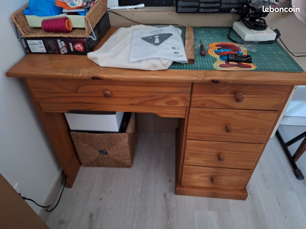 Bureau vintage (image 1)