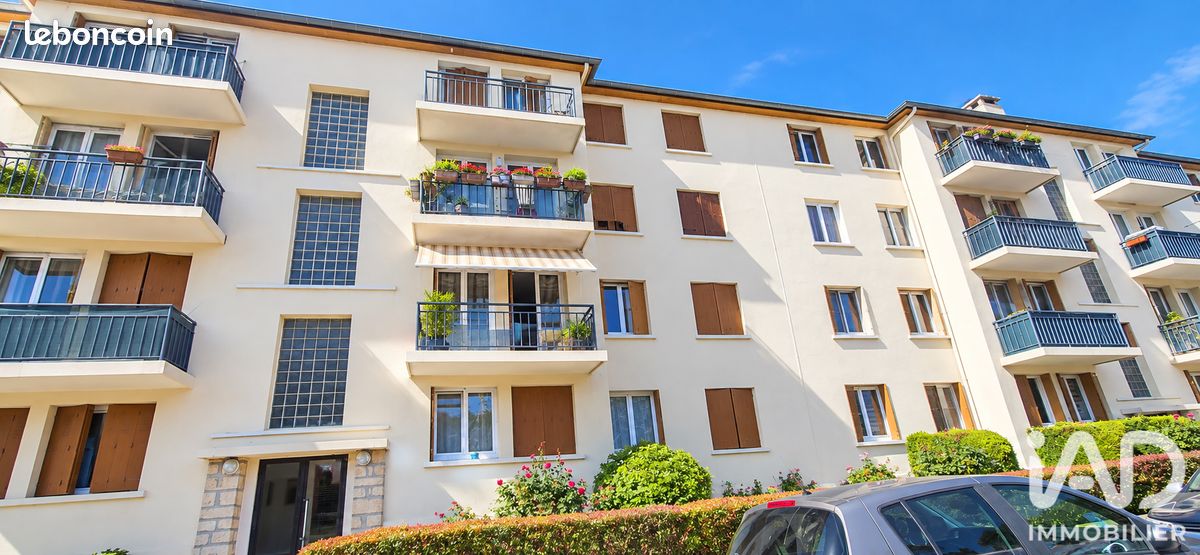Appartement 4 pièces 79 m² · à Montmorency · 79 m² · 260 000 €