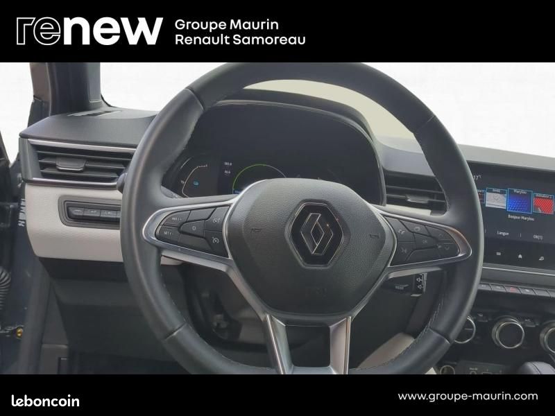 Renault Clio 1.6 E-Tech 145ch full hybrid Techno (image 20)