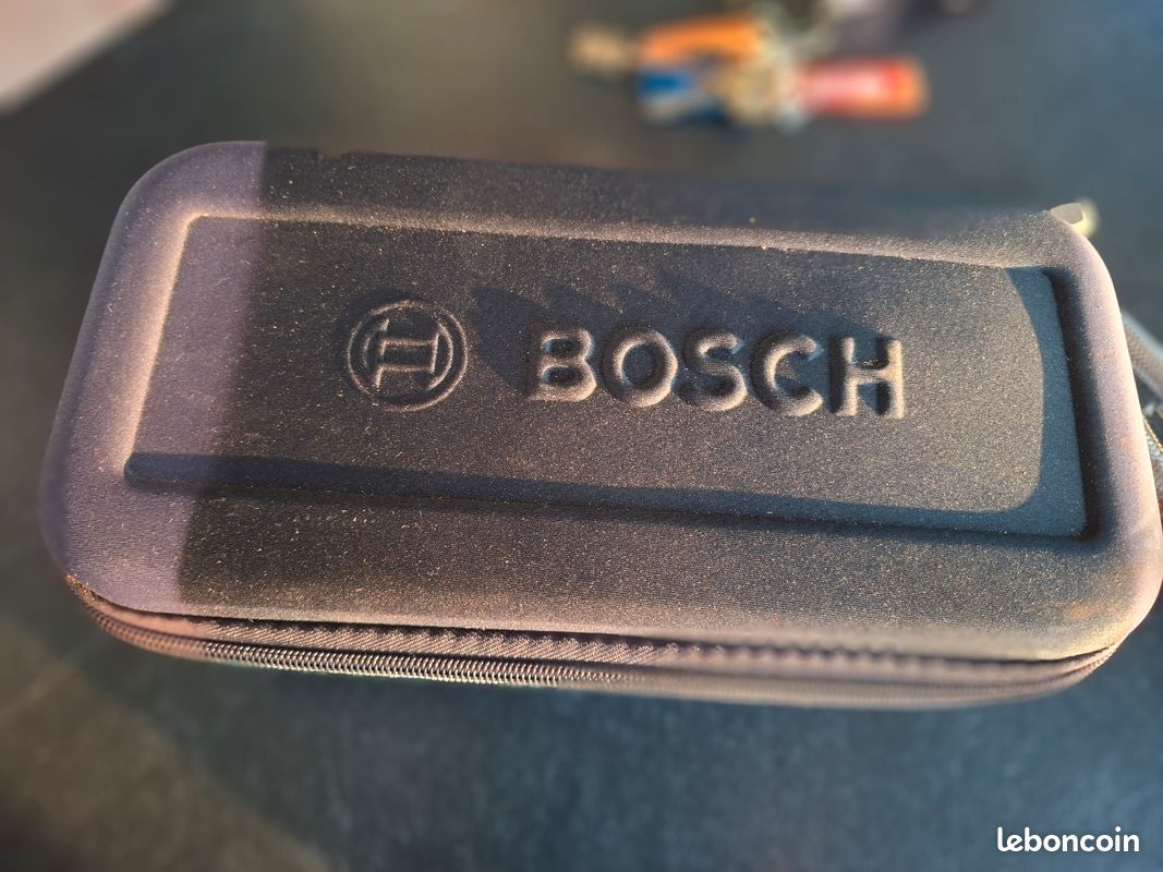 Coupe bordure Bosch (image 1)
