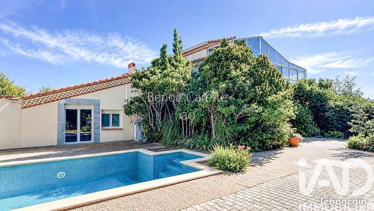 Propriété 6 pièces 340 m²