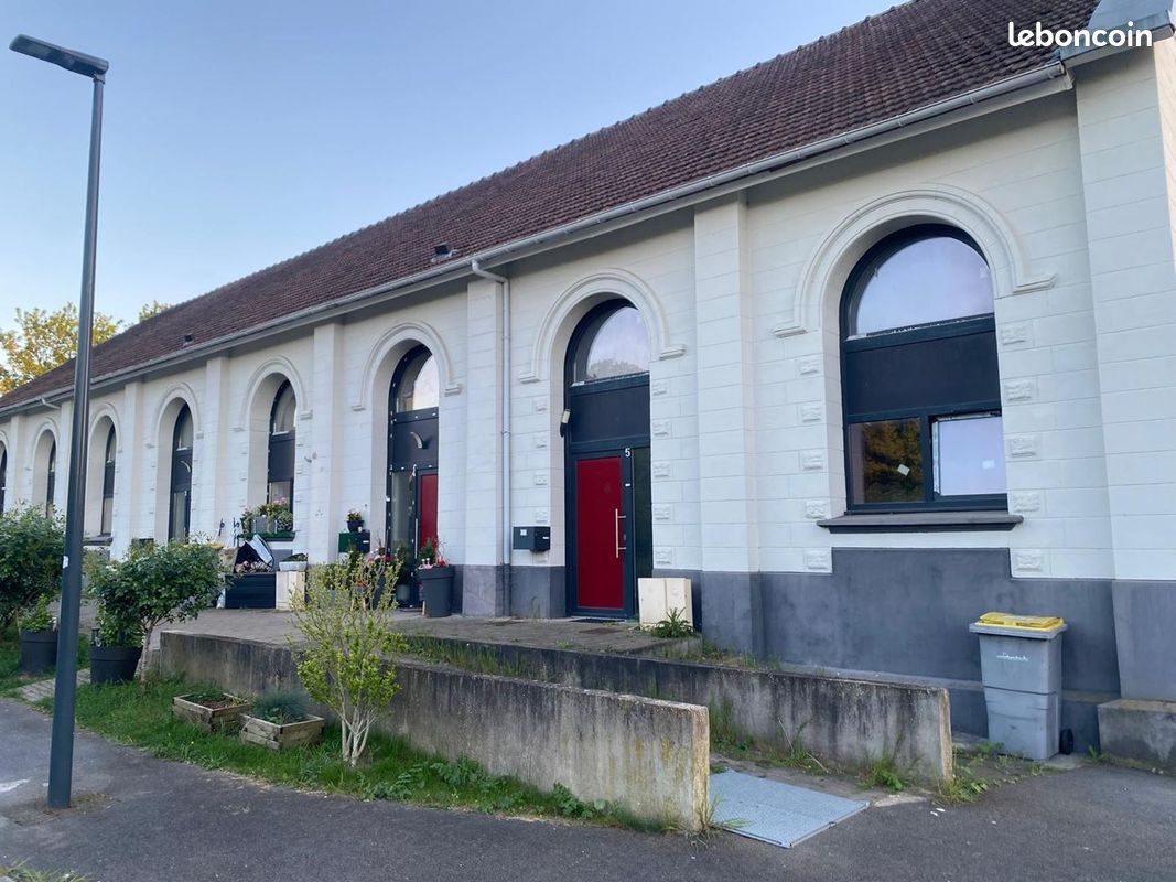 Immeuble 5 pièces 425 m² · à Hénin-Beaumont · 425 m² · 470 000 €