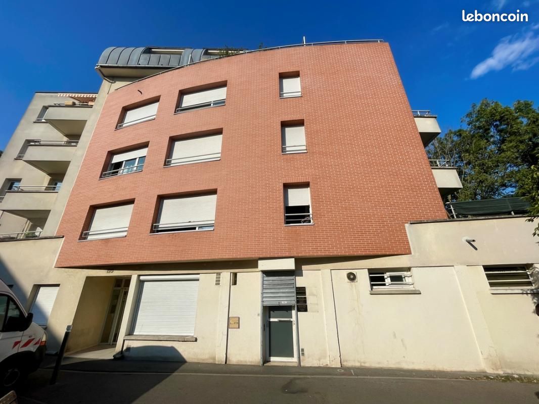 Appartement 2 pièces 46 m² · à Montreuil · 46 m² · 245 000 €