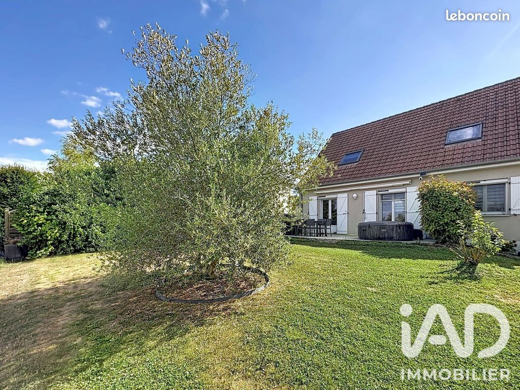 Maison 4 pièces 113 m² · à Le Mesnil-sur-Oger · 113 m² · 239 000 €