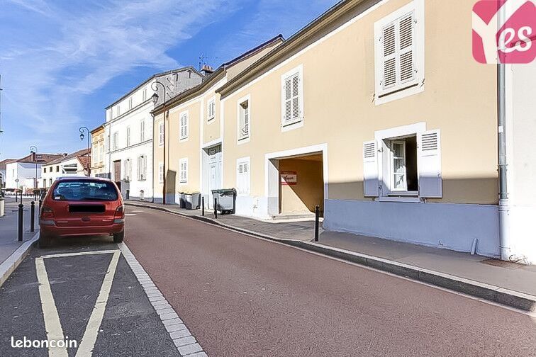 Parking Rungis · 84 €/mois