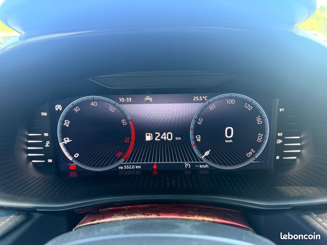 SKODA FABIA 1.0 TSI 95 CH SPORT EDITION + CAMERA DE RECUL + CARPLAy (image 22)