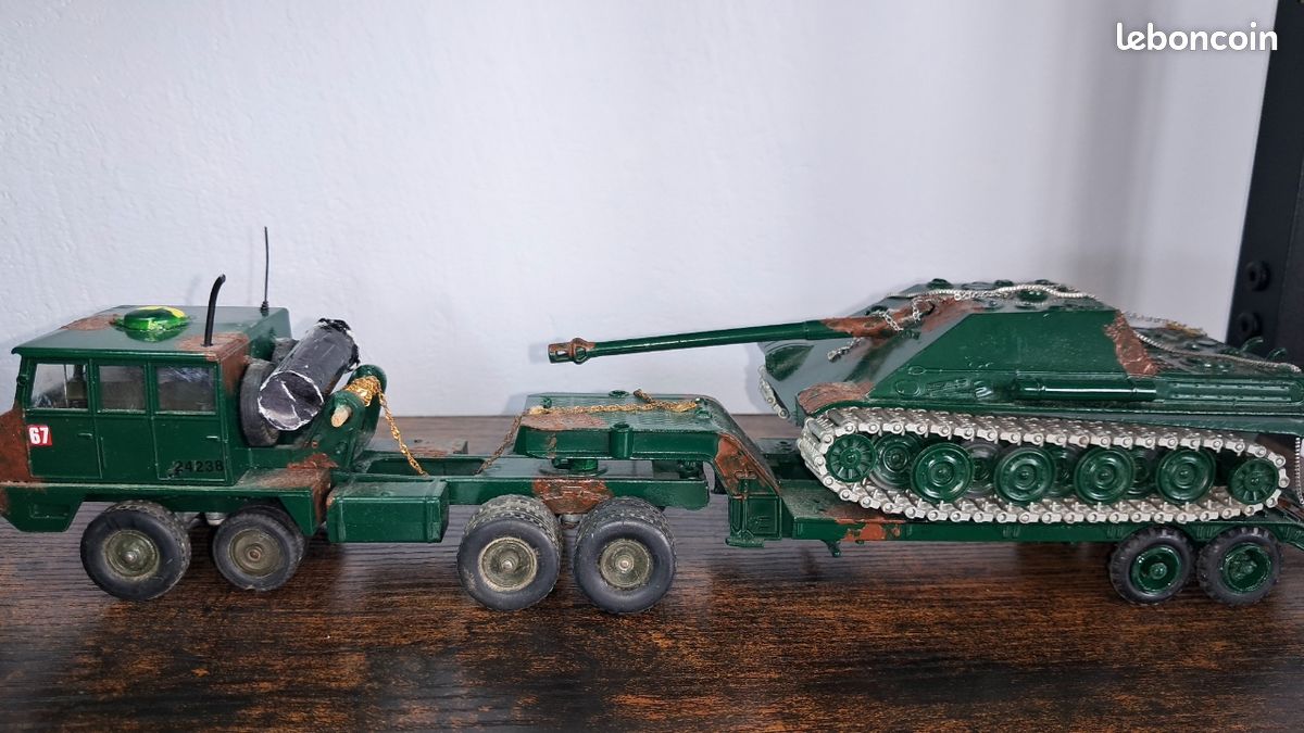 Camion Militaire Berliet T12 Sahara Porte-Char 1/50 - Solido - Collection