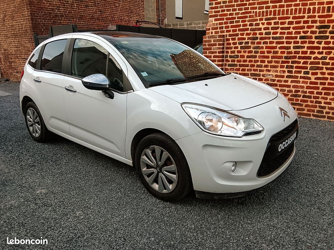 Citroen C3 1.4 HDi exclusive excellent état (image 2)