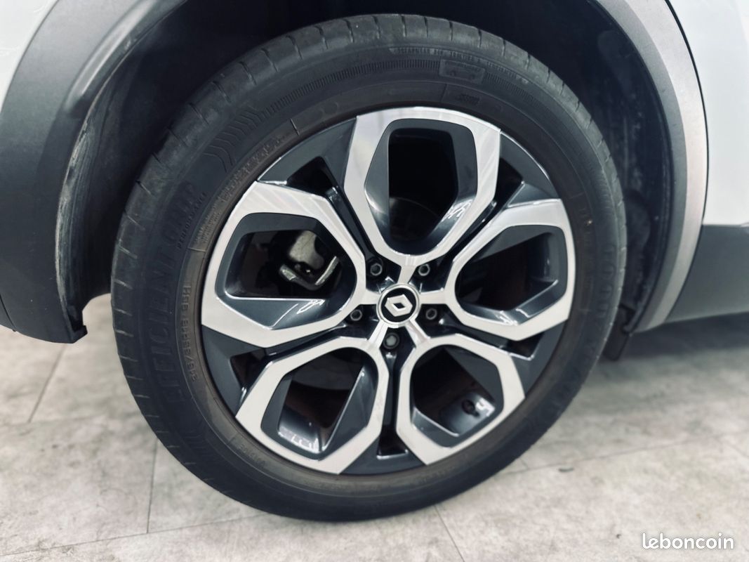 Renault CAPTUR 1.6 145CH Intens + CARPLAY + CAMERA + 2EME MAIN + ENTRETIEN CONSTRUCTEUR + GARANTIE 12 MOIS (image 20)