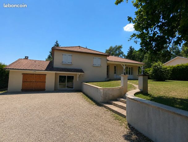 Maison 6 pièces 151 m²