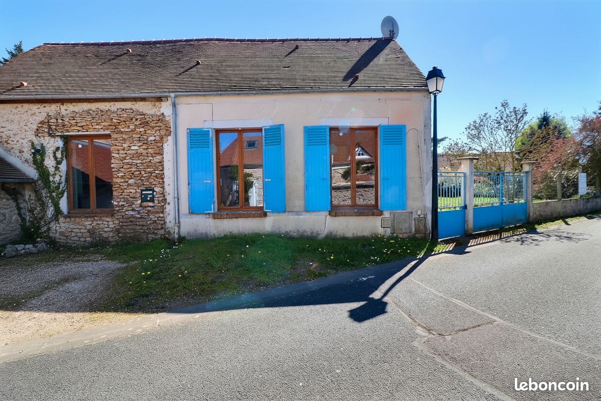 Maison 3 pièces 75 m² · à Bullion · 75 m² · 235 000 €