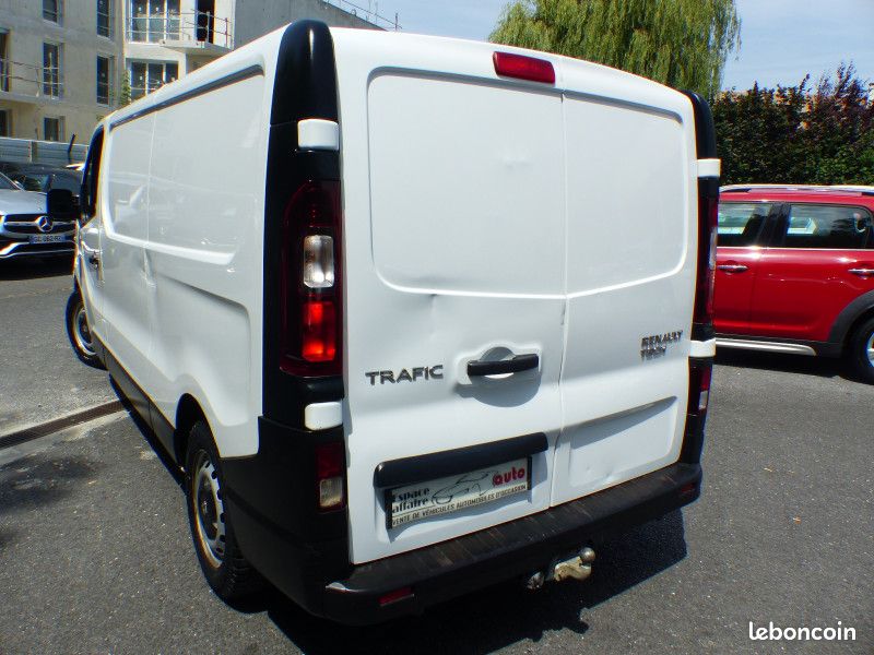 Renault TRAFIC III FG L2H1 1200 1.6 DCI 95CH CONFORT EURO6 (image 4)