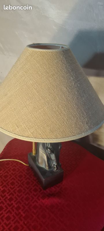 Lampe tete de cheval et abat jour en jute 44x30 tres bon etat trace d usure normal (image 5)