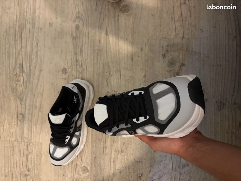 Chaussure on cloud (image 4)